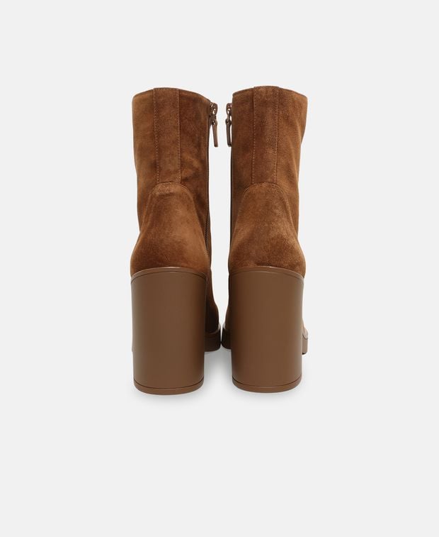 Stuart Weitzman Bethnny Ankle boots