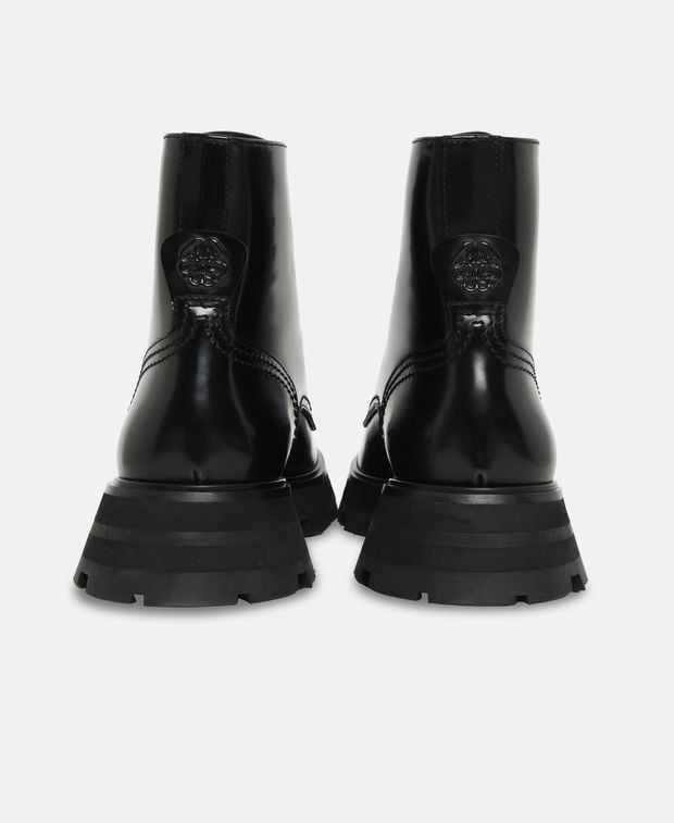 Alexander McQueen Lace-up ankle boot