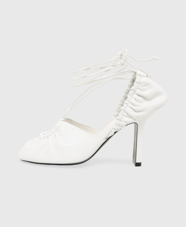 Lanvin Pumps with calf lacing
