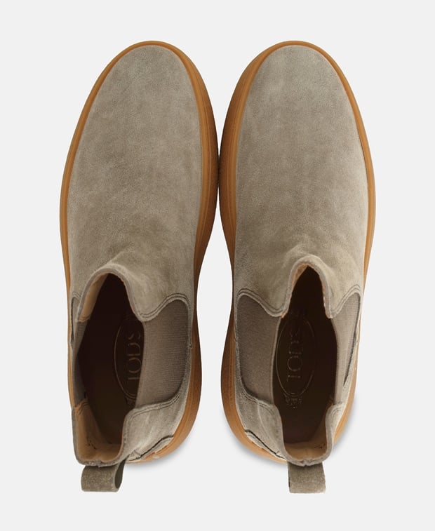 Tod's Chelsea boots