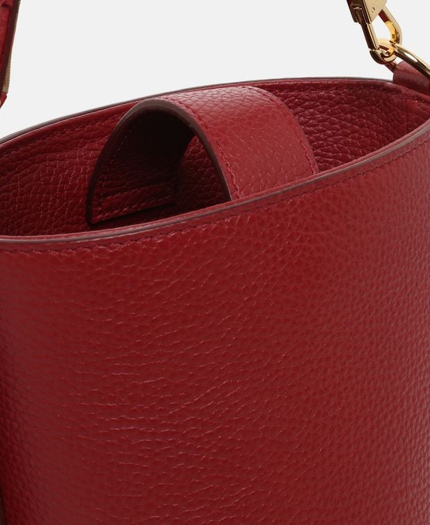 Burberry Leather bucketbag Bordeaux