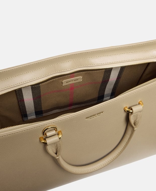 Burberry Banwell Handbag Beige