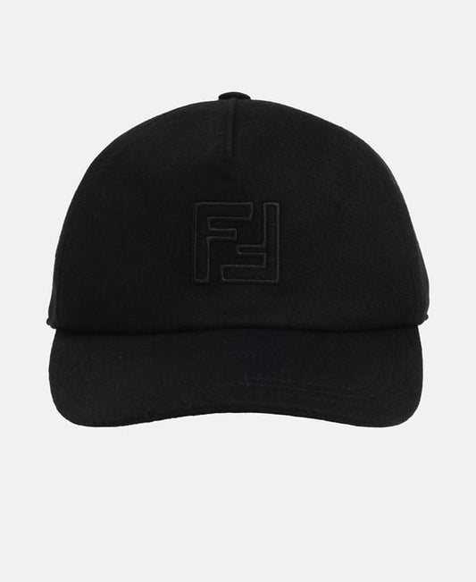 Fendi Wool cap Black