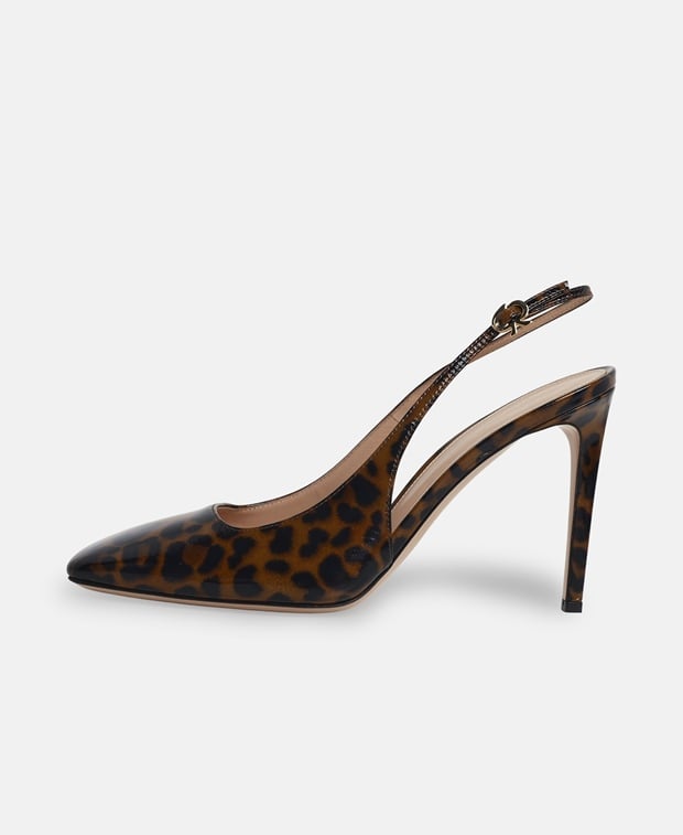 Gianvito Rossi Christina Slingback pumps Brown