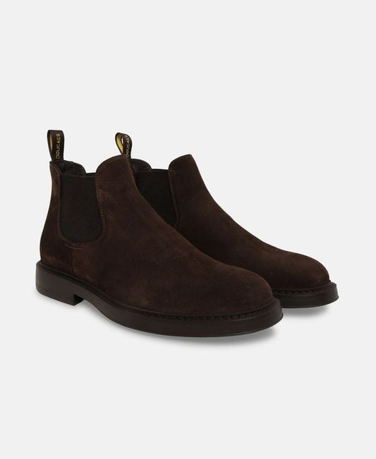 Doucal's Chelsea boots