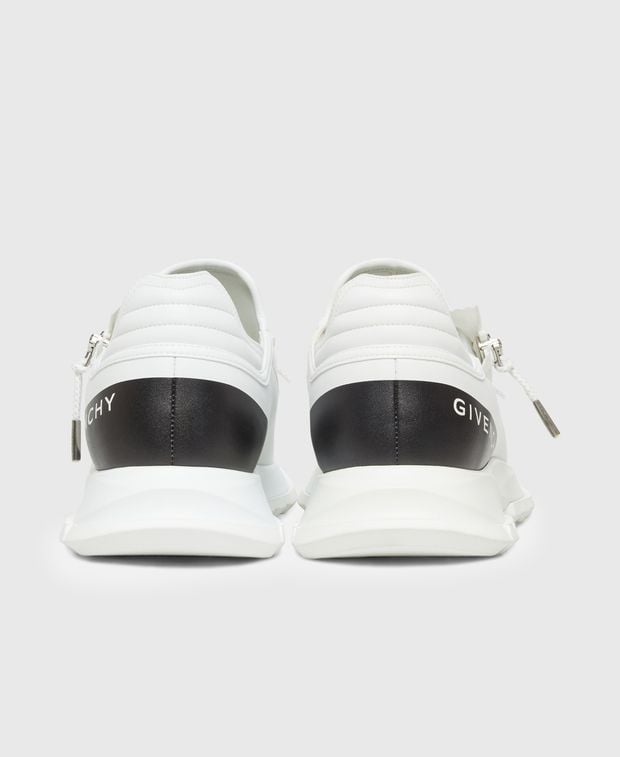 Givenchy Sneakers Specture