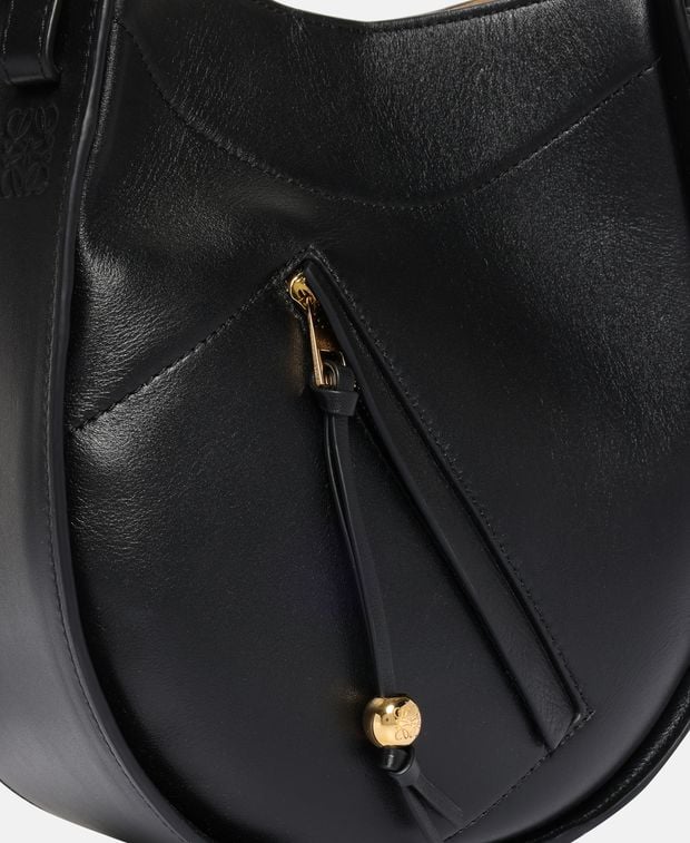 Loewe Leather shoulder bag Hammock Slice
