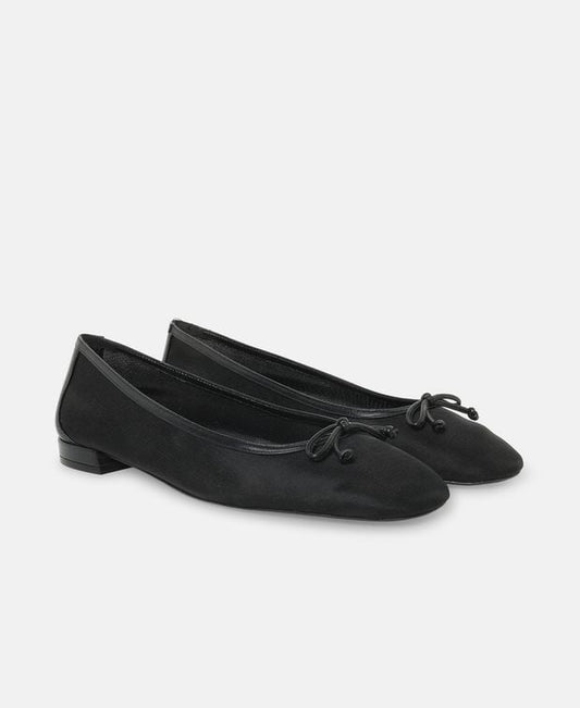 Stuart Weitzman Ballet flats Arabella