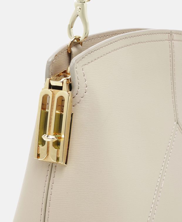 Victoria Beckham Leather cross body bag