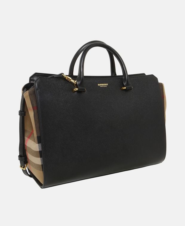Burberry Leather handbag