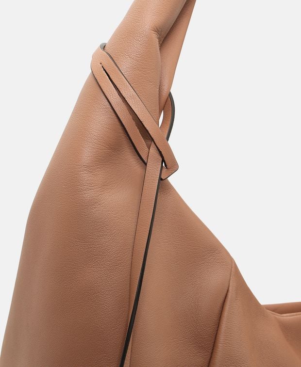 Stuart Weitzman Moda Leather shoulder bag Camel