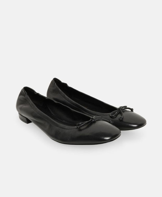 Stuart Weitzman Bria Ballet flats