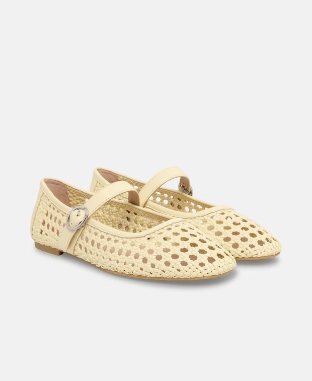 Stuart Weitzman Mary janes Freya