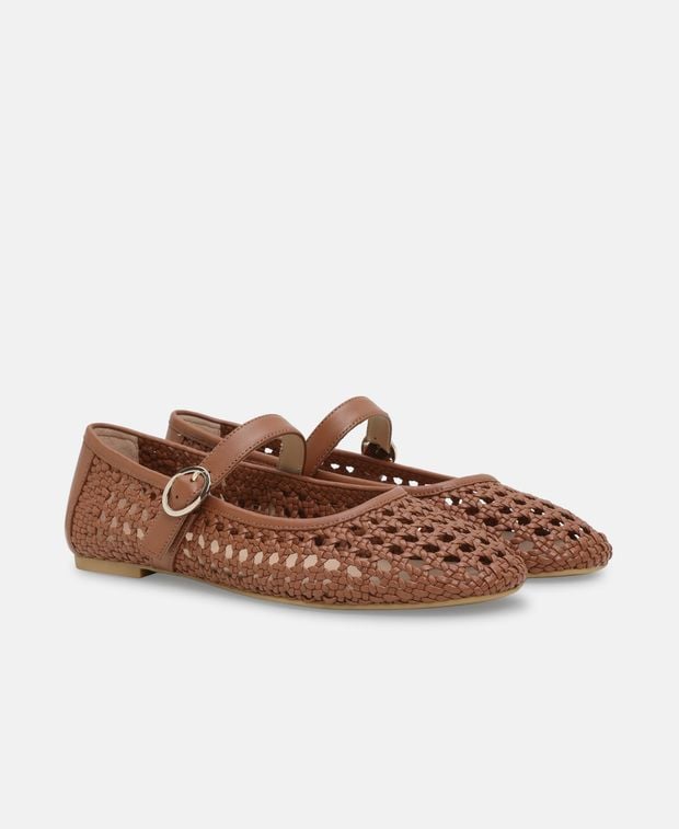 Stuart Weitzman Mary janes Freya