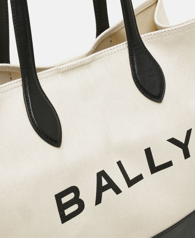 Bally Shopper