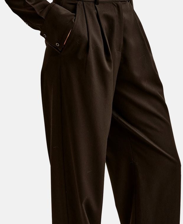 Esse Studios Wool-blend trousers Tux