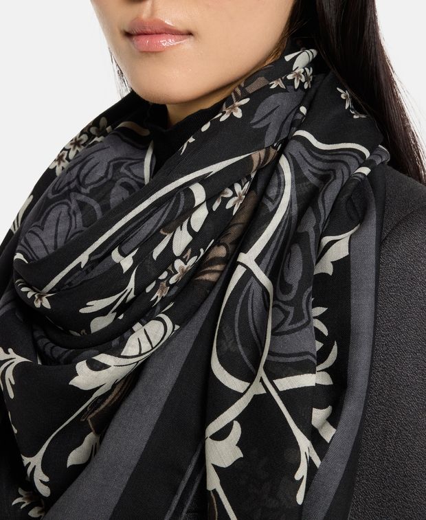 Elie Saab Wool-blend scarf