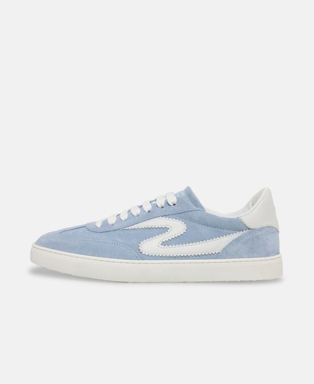 Stuart Weitzman Sneakers Runaround