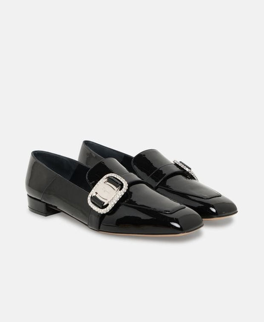 Salvatore Ferragamo Wang 10 Loafers Black