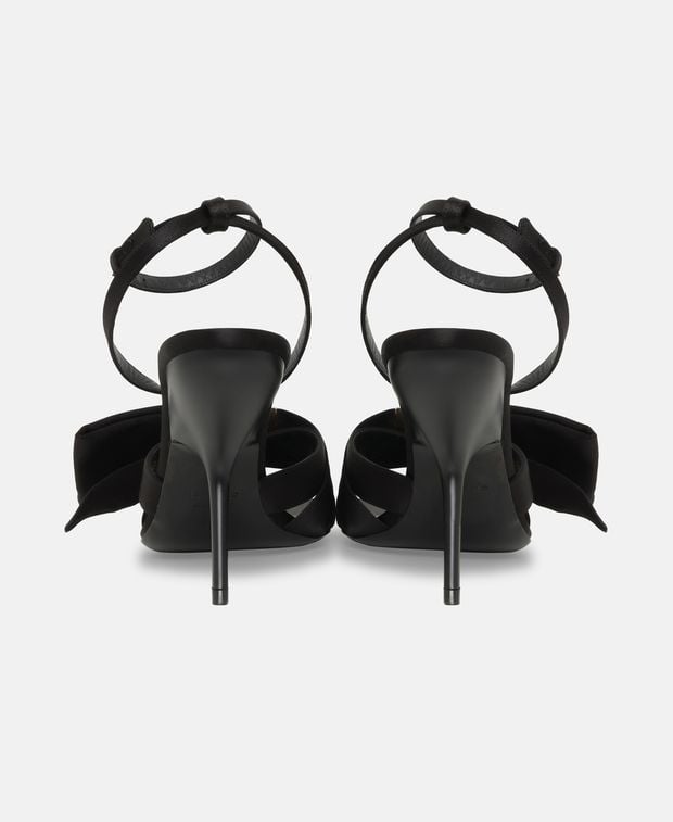 Salvatore Ferragamo Helena X5 Ankle strap sandals Black