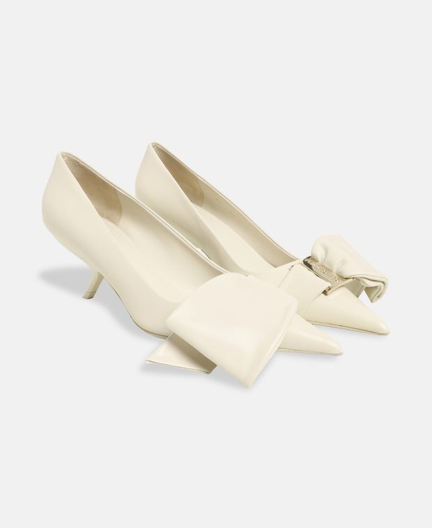 Salvatore Ferragamo Erica 55 Pumps Ice