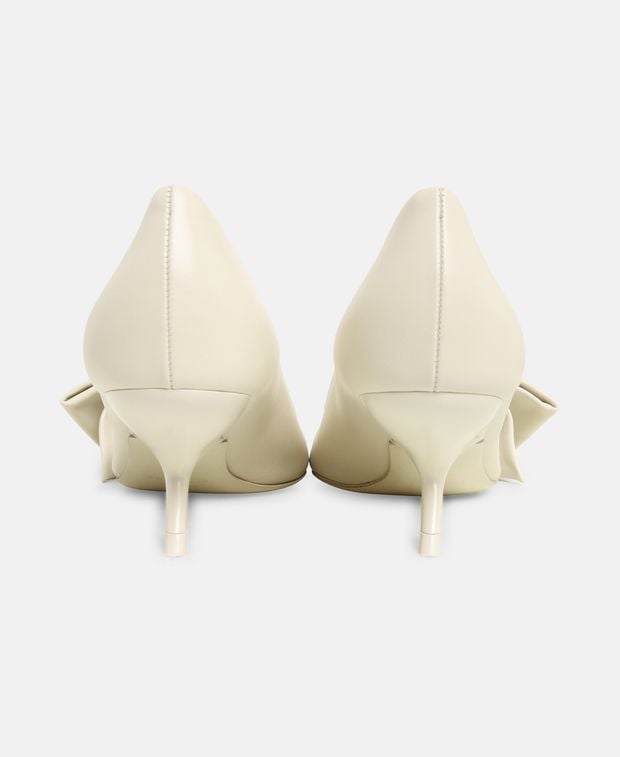 Salvatore Ferragamo Erica 55 Pumps Ice