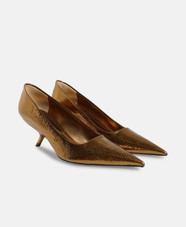 Salvatore Ferragamo EVA Pumps Gold