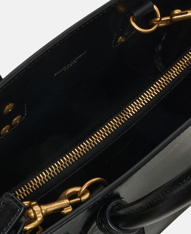 Saint Laurent Leather handbag