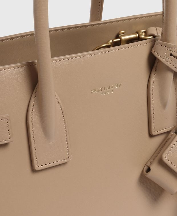 Saint Laurent Leather handbag