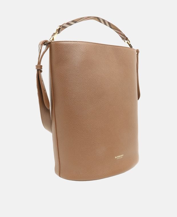 Burberry Leather bucketbag