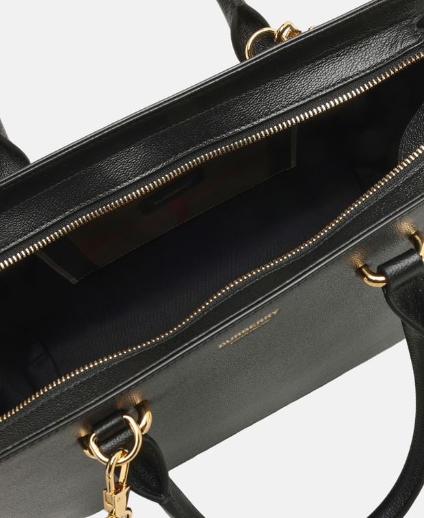 Burberry Leather handbag