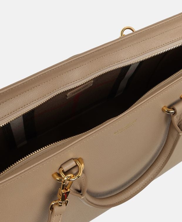 Burberry Leather handbag