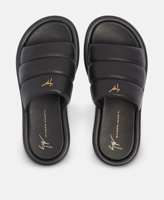 Giuseppe Zanotti Slides
