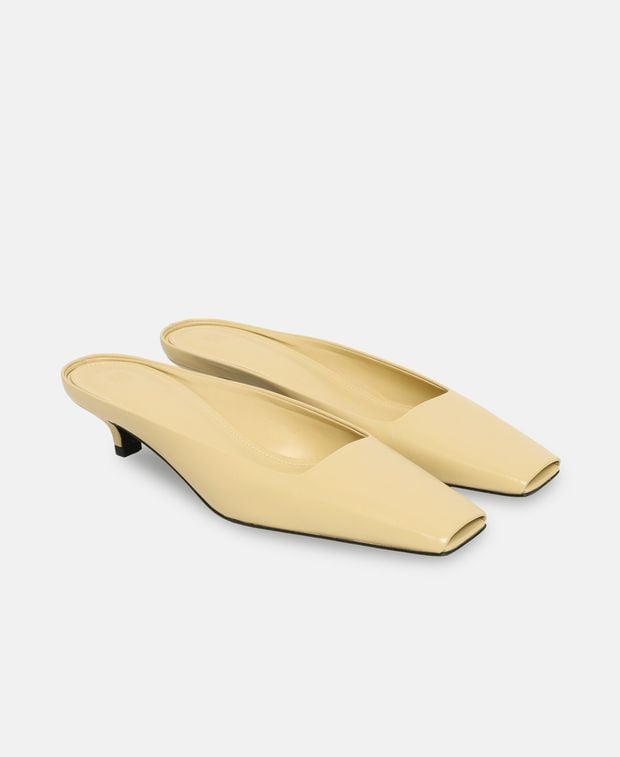 Toteme Mules