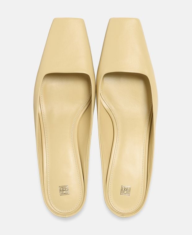 Toteme Mules