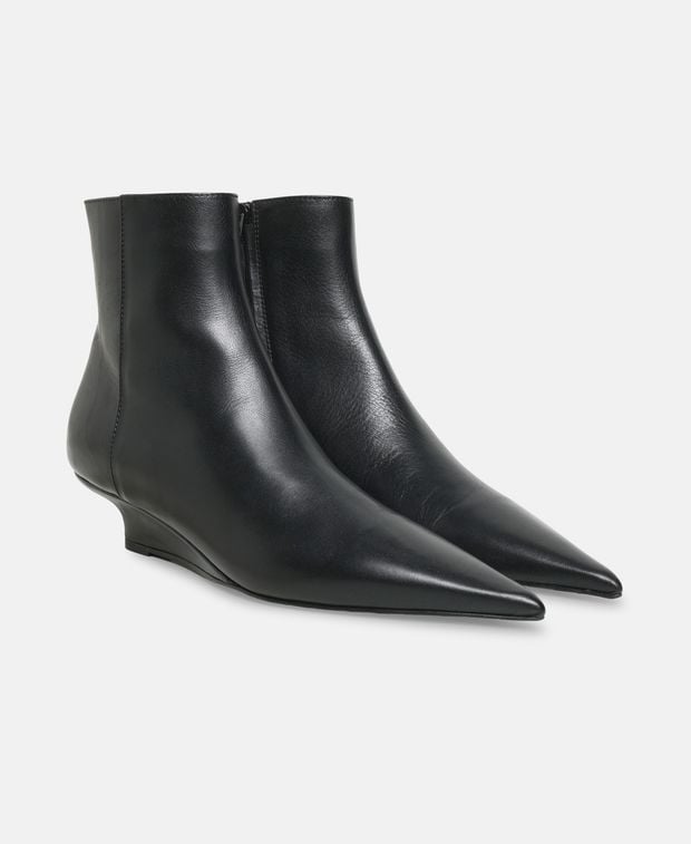 Toteme Boots with wedge heels