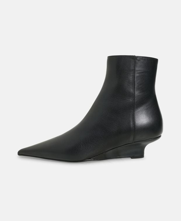 Toteme Boots with wedge heels