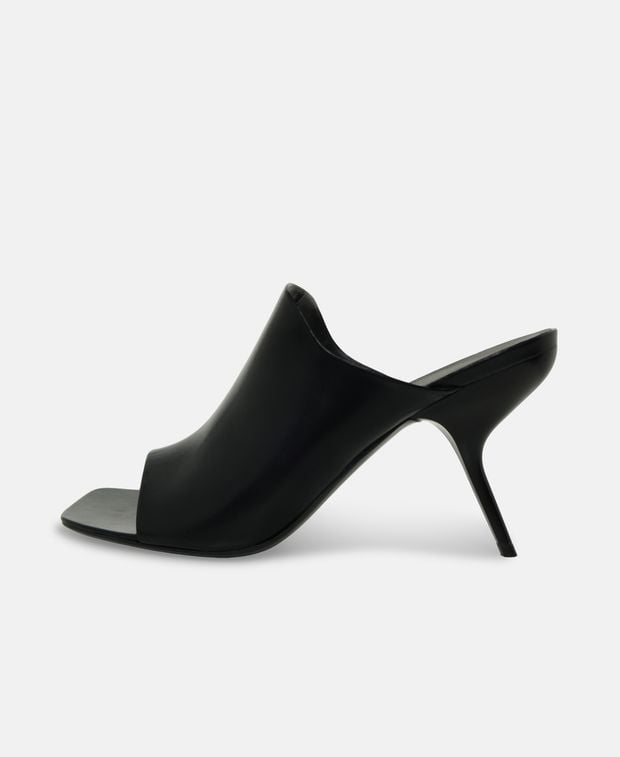 Salvatore Ferragamo Mules Era