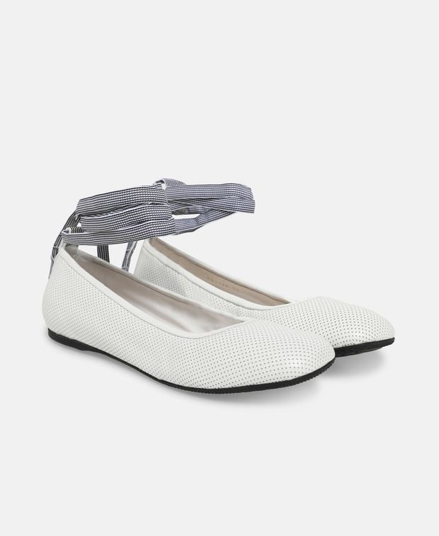 Dior Ballerina with calf lacing D-Journey