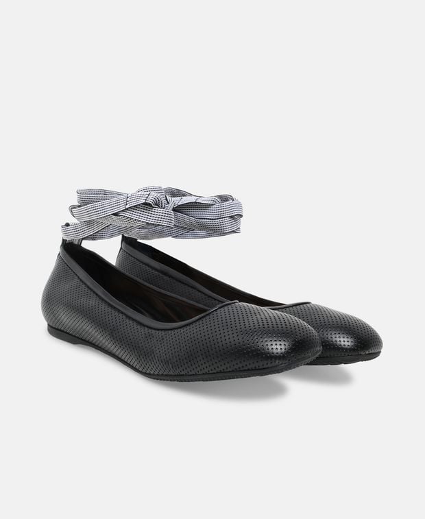 Dior Ballerina with calf lacing D-Journey