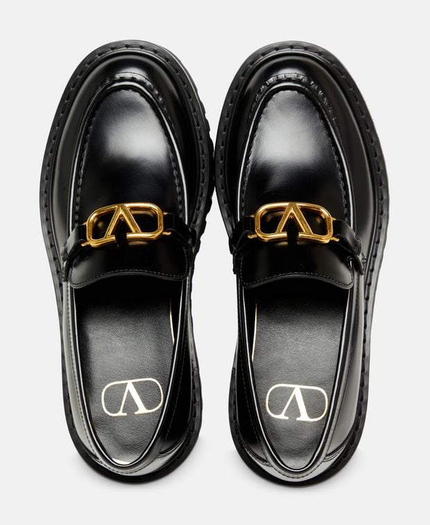 Valentino Garavani Loafers Vlogo Signature
