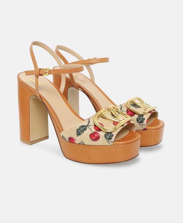 Valentino Garavani Heeled sandals Logo Signature