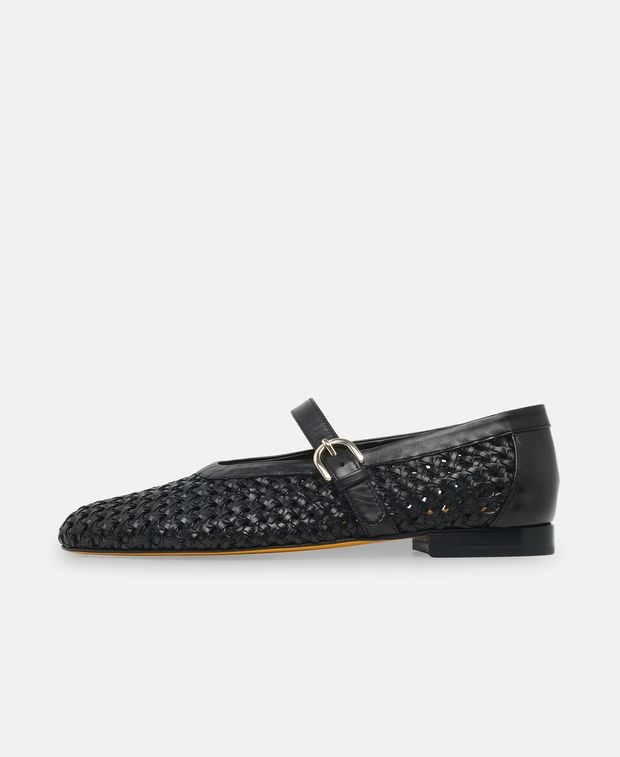 Doucal's Mary janes Luna