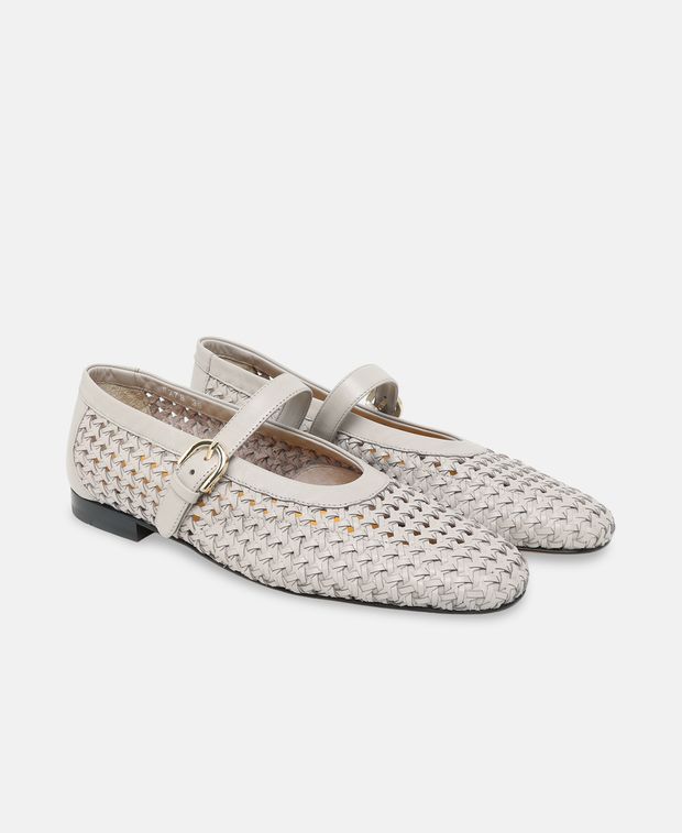 Doucal's Mary janes Luna