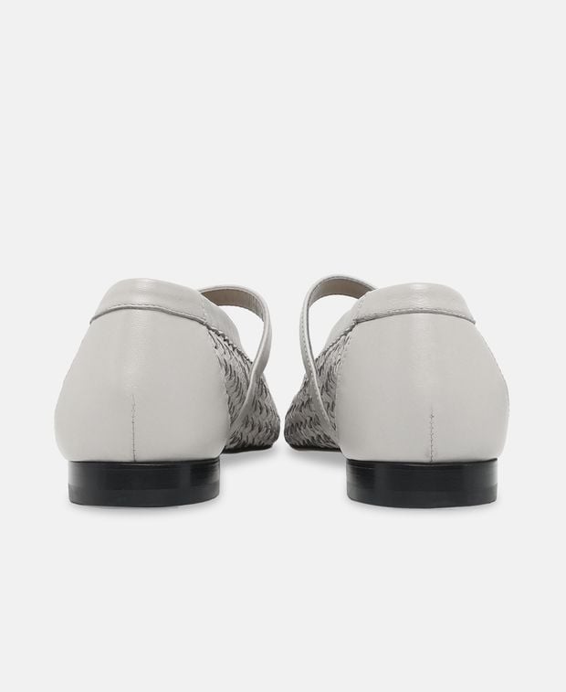 Doucal's Mary janes Luna