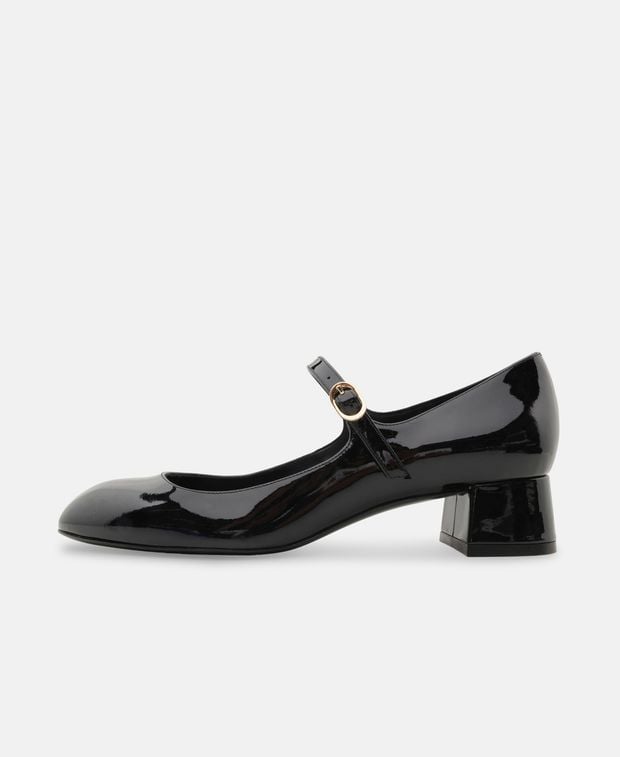 Stuart Weitzman Mary Jane pumps Vivienne
