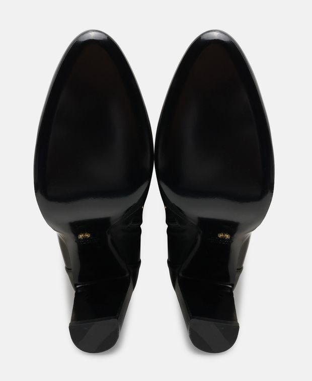 Stuart Weitzman Boots Vida