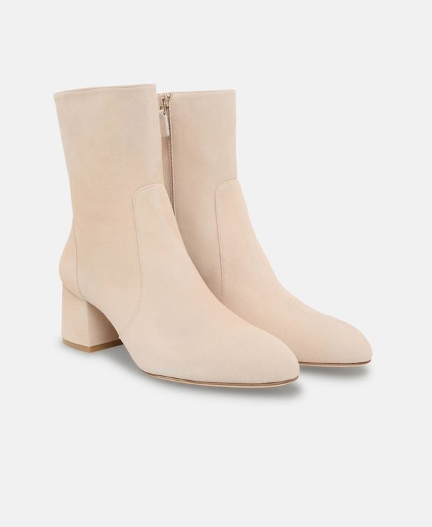 Stuart Weitzman Ankle boots Essentialist