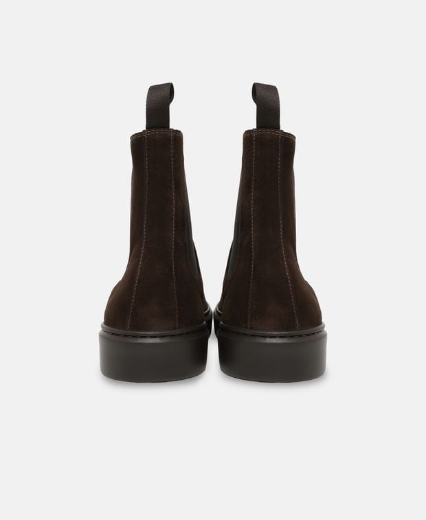 Doucal's Chelsea boots Alex