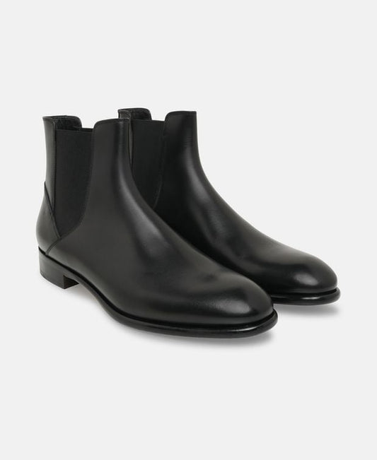 Doucal's Chelsea boots Fred